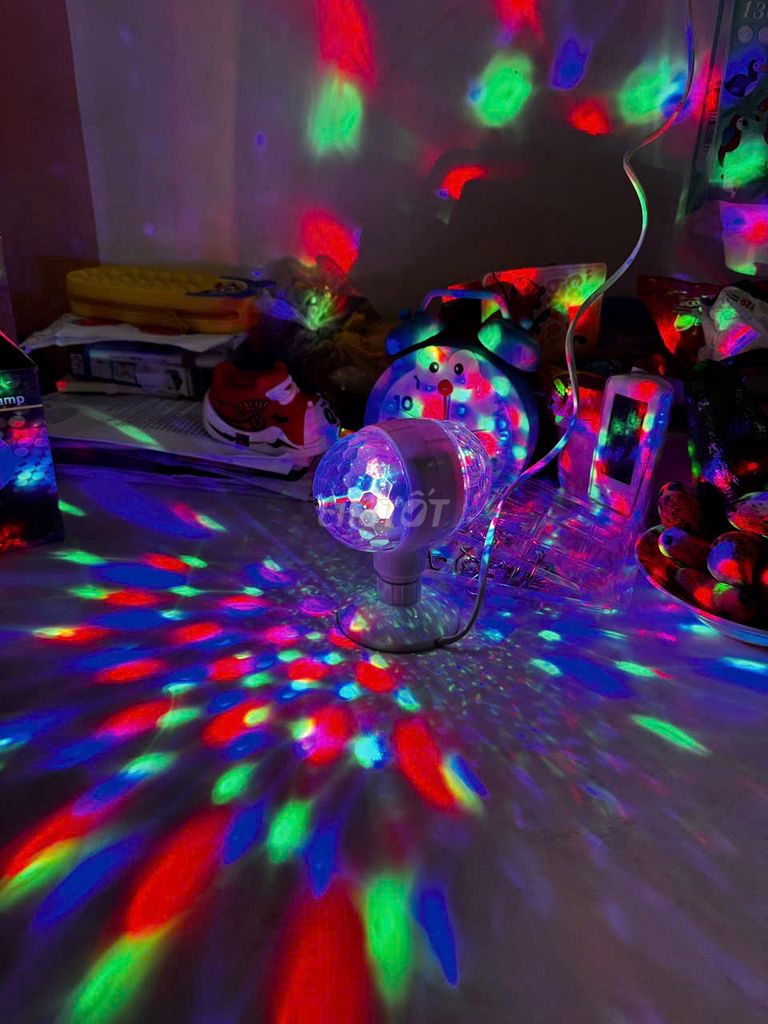 Đèn Led quả cầu xoay pha lê 7 màu, New Full Box