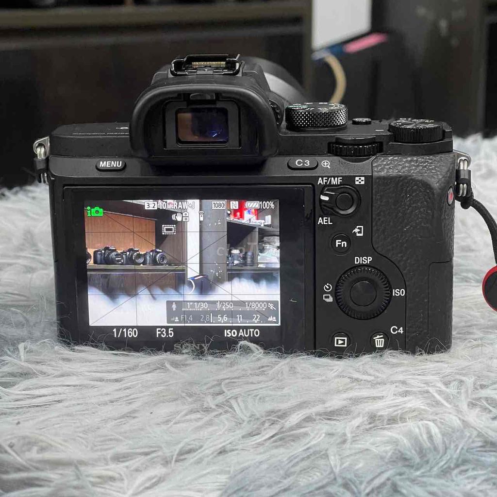 Máy ảnh Sony A7 II kèm lens FE 28-70mm Đen 99%. Mua bán Máy ảnh, Máy quay tại Quận 5 Tp Hồ Chí Minh được đăng bởi Phan Thế Phong  hình 1