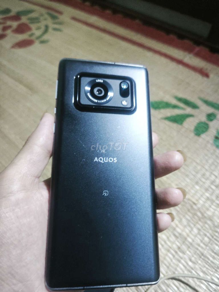 Sharp Aquos R6 Đen Đã qua sử dụng. Mua bán Điện thoại tại Huyện Chư Pưh Gia Lai được đăng bởi Phúc Ng hình 1