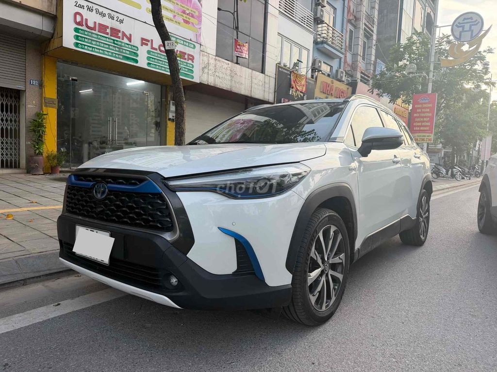 Toyota Corolla Cross 2022 1.8HV - 48000 км
