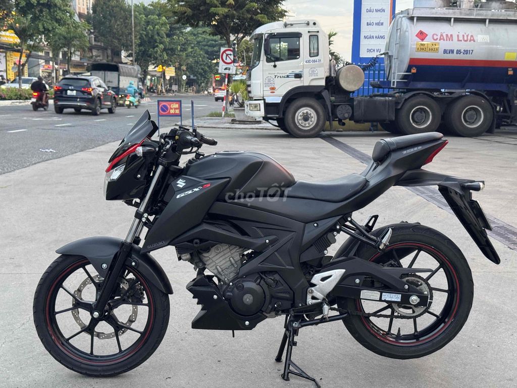 Suzuki GSX 150 dk 2018 . xe siêu cọp .. Mua bán Xe máy tại Quận Cẩm Lệ Đà Nẵng được đăng bởi 153 Đường 2 tháng 9 Hoà cường Tp Đà Nẵng  hình 5
