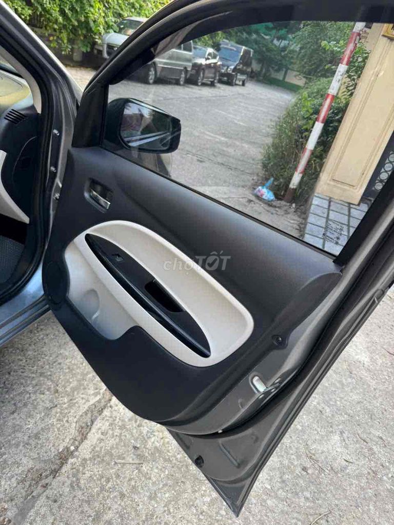 Mitsubishi Attrage 2016 1.2 CVT - 89000 km. Mua bán Ô tô tại Quận Nam Từ Liêm Hà Nội được đăng bởi Nguyễn Văn Tuấn hình 10