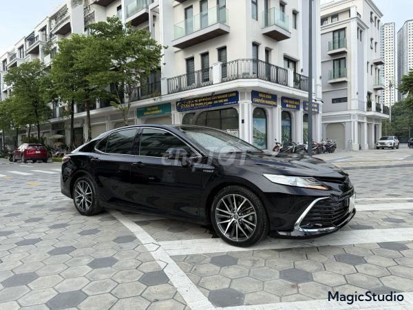 Тойота Камри 2.5HV 2022 - 1 миллиард 28 миллионов