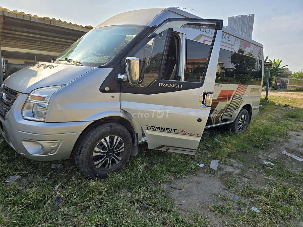 Ford transit tai van 2016