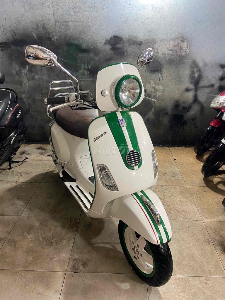 Vesspa LXV nhập ý.phun xăng điện tử máy zin. Mua bán Xe máy tại Thành phố Dĩ An Bình Dương được đăng bởi xe máy Huy  Khoa hình 1