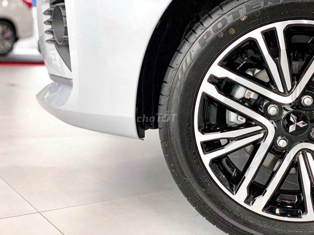 Mitsubishi Attrage 2025 1.2 MT  70tr nhận xe. Mua bán Ô tô tại Quận Tân Phú Tp Hồ Chí Minh được đăng bởi XE MỚI VÀ QUA SỬ DỤNG CHÍNH HÃNG hình 5