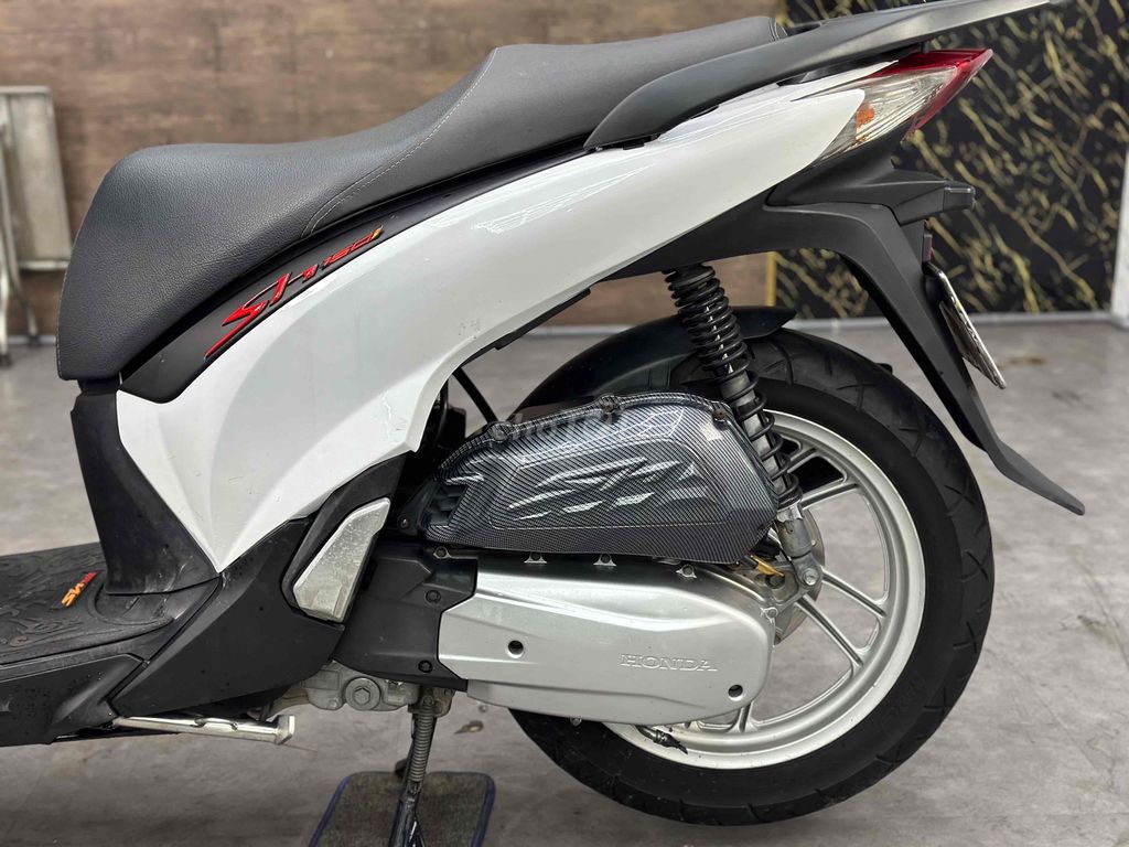 SH125 2014 up áo Ý, góp trả trước 15tr bao nợ xấu. Mua bán Xe máy tại Quận Tân Phú Tp Hồ Chí Minh được đăng bởi bình đoàn exciter BÁN TRẢ GÓP hình 7