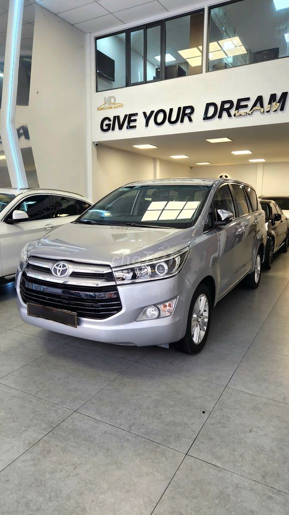 Innova 2.0V sx 2017 mới nhất Việt Nam. Mua bán Ô tô tại Quận 7 Tp Hồ Chí Minh được đăng bởi tuấn anh hình 5