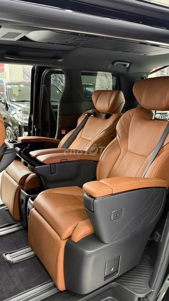 Bán Toyota Alphard 2024, lăn bánh 1 vạn Km như mới. Mua bán Ô tô tại Quận Bắc Từ Liêm Hà Nội được đăng bởi Mr Hợi  hình 7
