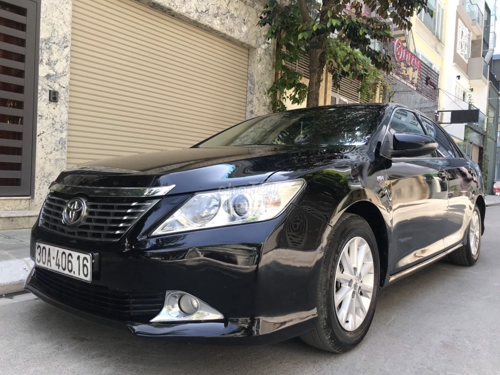 0904113271 - Toyota Camry 2014 Tự động