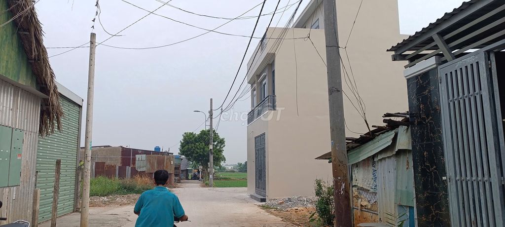 Bán nền đất đường Bình Mỹ, 5x10m dựng nhà ở liền.