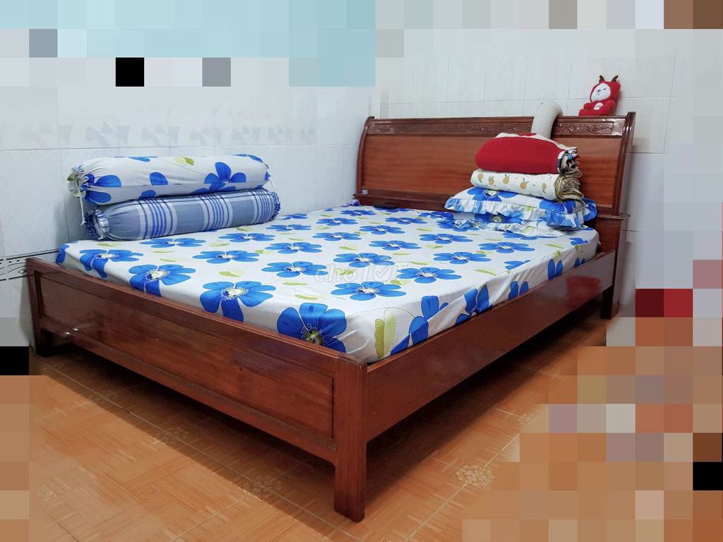 Giường ngủ gỗ Nâu. Mua bán Giường, chăn ga gối nệm tại Quận Ninh Kiều Cần Thơ được đăng bởi Kim Thoa hình 1
