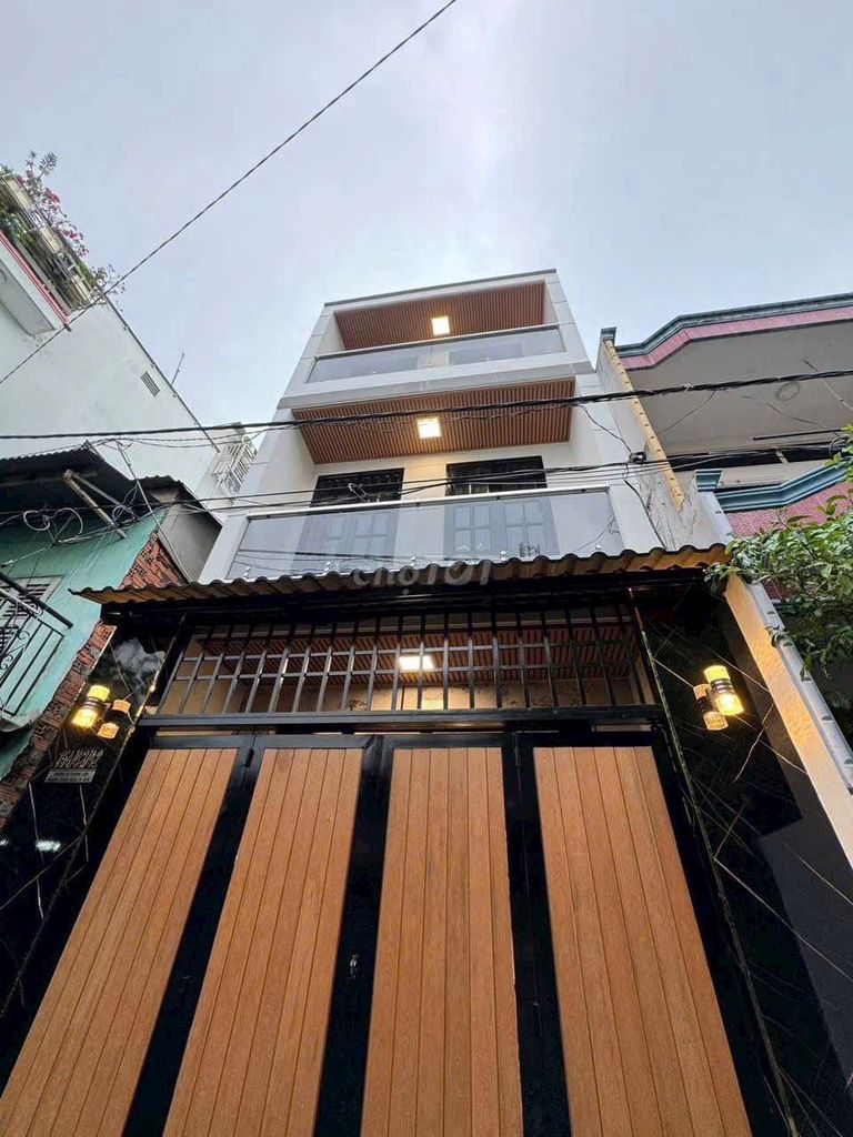 ÂU DƯƠNG LÂN Q8 - 126M2 HOÀN CÔNG ĐỦ, KO LỘ GIỚI, CHỈ NHỈNH 7 TỶ