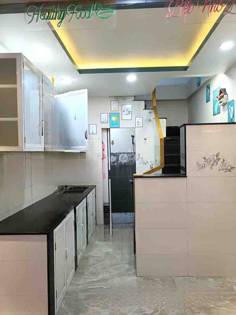 Bán Nhà MặtTiềnKinhDoanh 2 TẦNG 30m2 Cho Thuê 12tr.thGần Phạm Văn Đồng