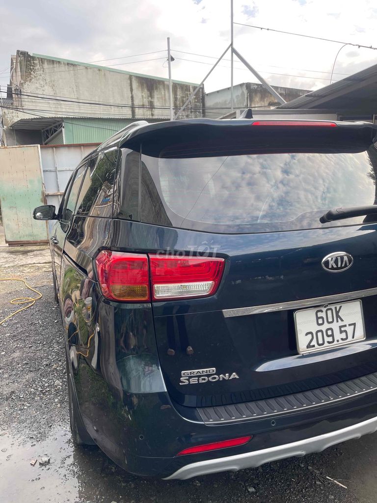 Kia Sedona 2018 2.2 DATH bản full. Mua bán Ô tô tại Thành phố Biên Hòa Đồng Nai được đăng bởi Tấn Bằng hình 6