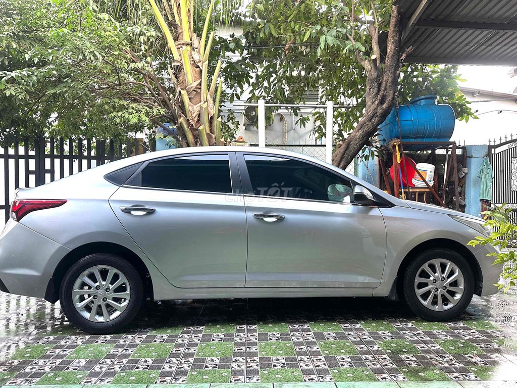 Hyundai Accent 2020 Bạc Số sàn. Mua bán Ô tô tại Thành phố Thủ Đức Tp Hồ Chí Minh được đăng bởi Hoang1970 hình 1