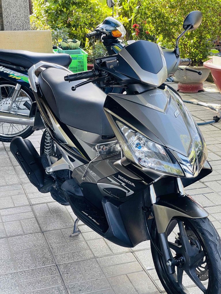 Xe Air Blade Thái Lan 2009. Mua bán Xe máy tại Huyện Trảng Bàng Tây Ninh được đăng bởi Khánh hình 3