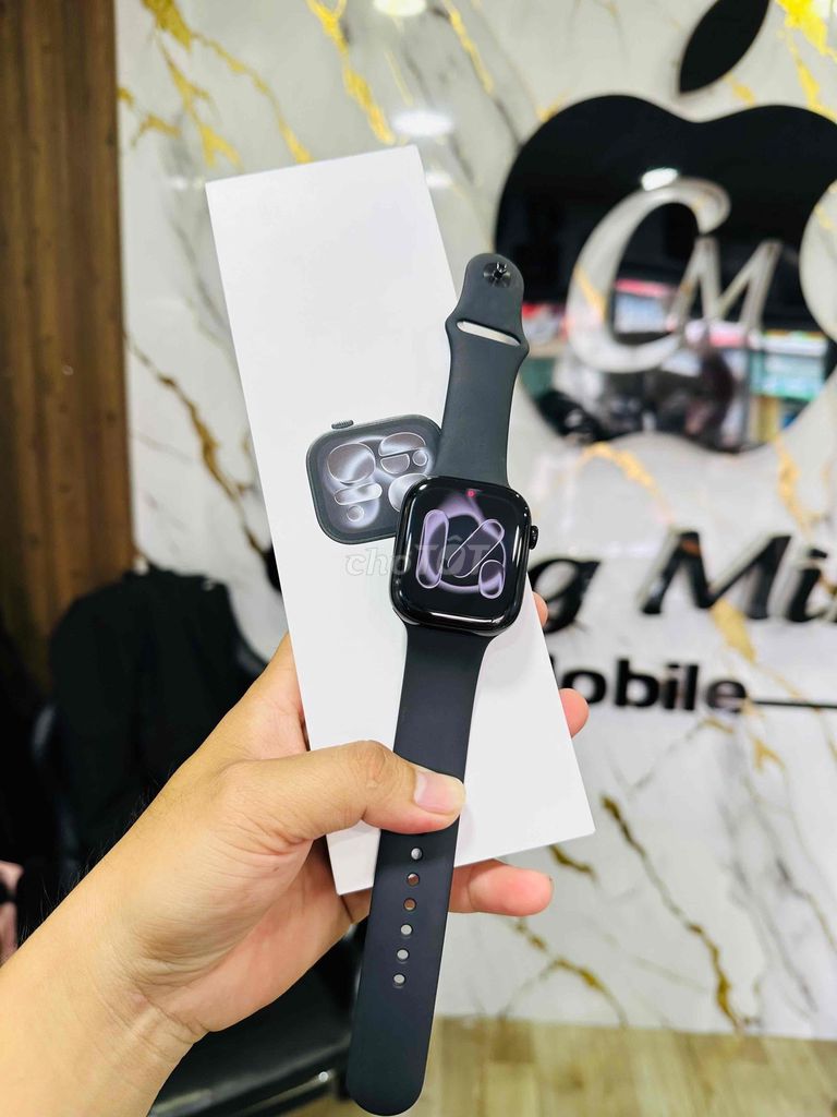 Apple Watch Series 11 GPS Đen 46mm. Mua bán Thiết bị đeo thông minh tại Thành phố Tây Ninh Tây Ninh được đăng bởi Công Minh Mobile hình 1