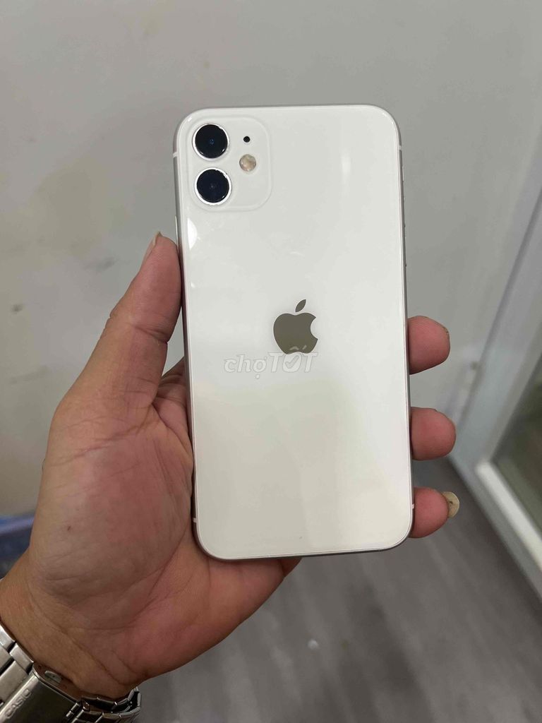 Apple iPhone 11 128GB Trắng. Mua bán Điện thoại tại Thành phố Thủ Đức Tp Hồ Chí Minh được đăng bởi nguyễn nguyễn hình 1