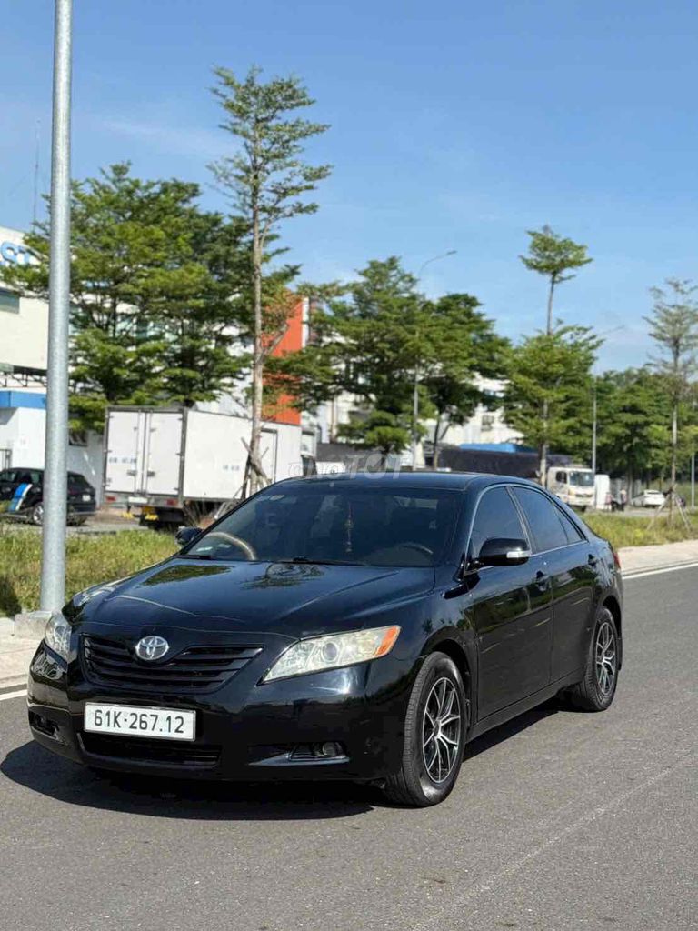 Toyota Camry 2007 LE 2.4 - 120. Mua bán Ô tô tại Thị xã Bến Cát Bình Dương được đăng bởi Thành Vinh hình 1
