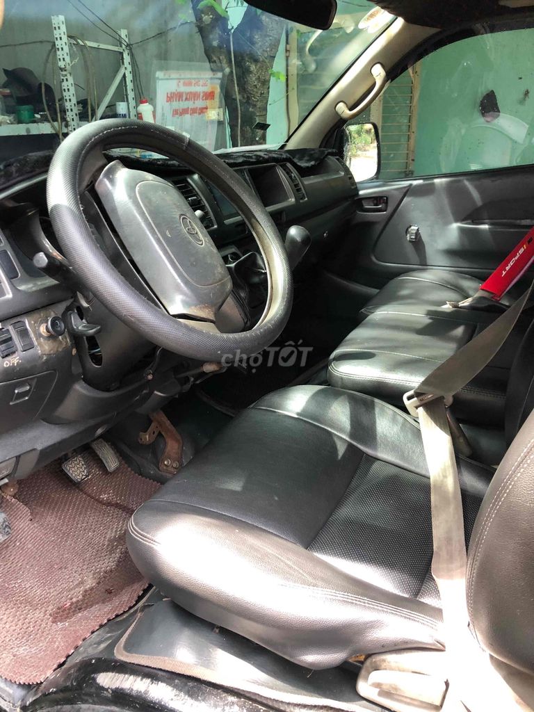 Toyota Hiace 2005 - 100000 km. Mua bán Ô tô tại Huyện Củ Chi Tp Hồ Chí Minh được đăng bởi Truong Vu hình 7