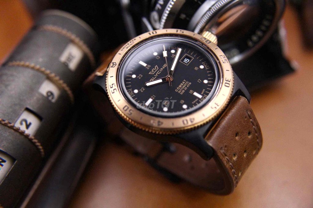 Đồng hồ nam Glycine Combat Automatic chính hãng Sw