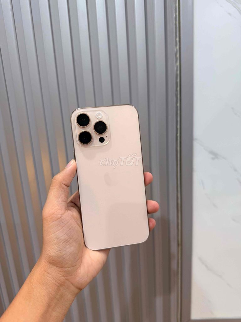 iPhone 16 Pro Max 512G Quốc Tế Full. Mua bán Điện thoại tại Quận Thanh Khê Đà Nẵng được đăng bởi Mila hình 1