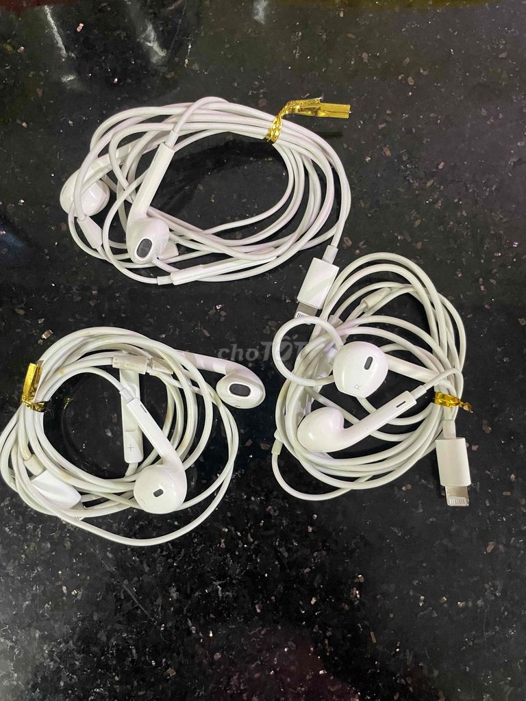 Tai nghe Apple EarPods Lightning