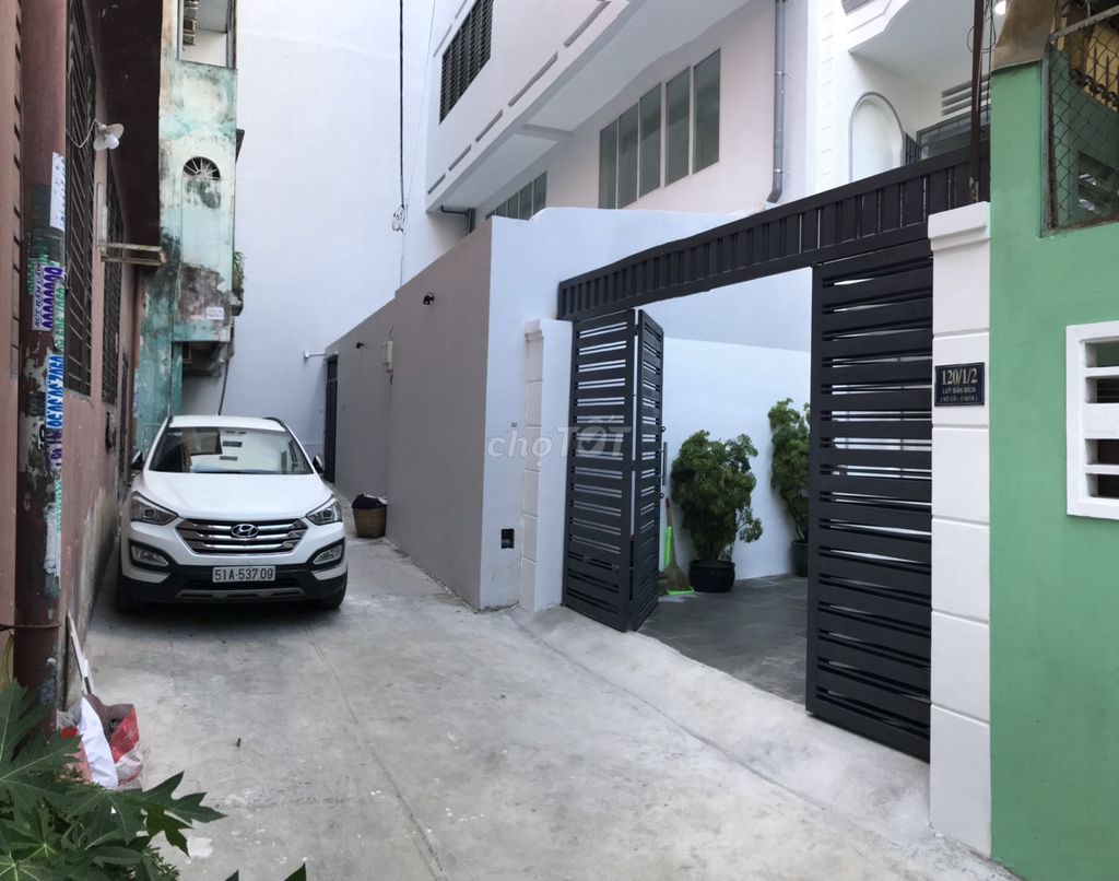 Nhà 120/1/2 trệt lầu 93,6m2 Lũy Bán Bích, Tân Phú