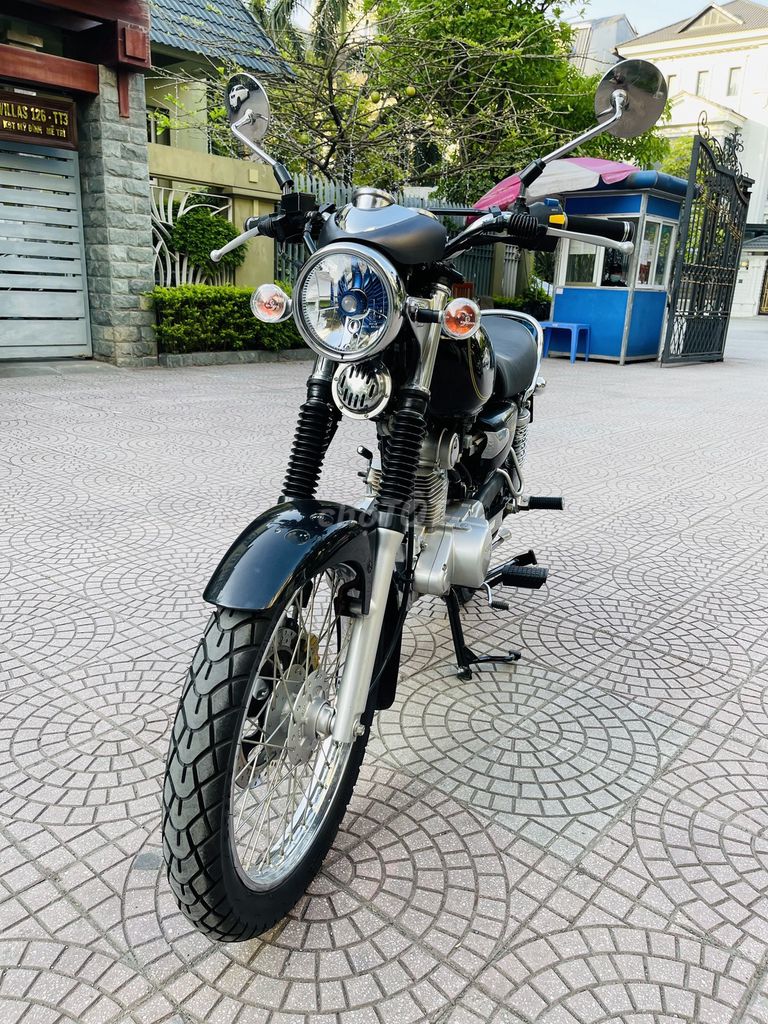 SYM Husky 125fi черный автомобильный цинк. красивая машина 29