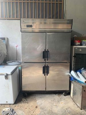 tủ mát công nghiệp 4 cánh inox. Mua bán Tủ lạnh tại Thành phố Vũng Tàu Bà Rịa - Vũng Tàu được đăng bởi Bùi Long 