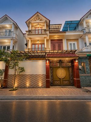 Nhà phố 130 m² · 5 PN · Đường Phan Văn Trị
