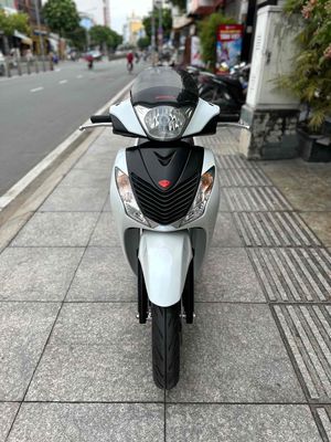 sh 150i nhập 3 cục 2010 trắng sporty zin chưa rot. Mua bán Xe máy tại Quận Tân Phú Tp Hồ Chí Minh được đăng bởi VÕ MINH HẬU