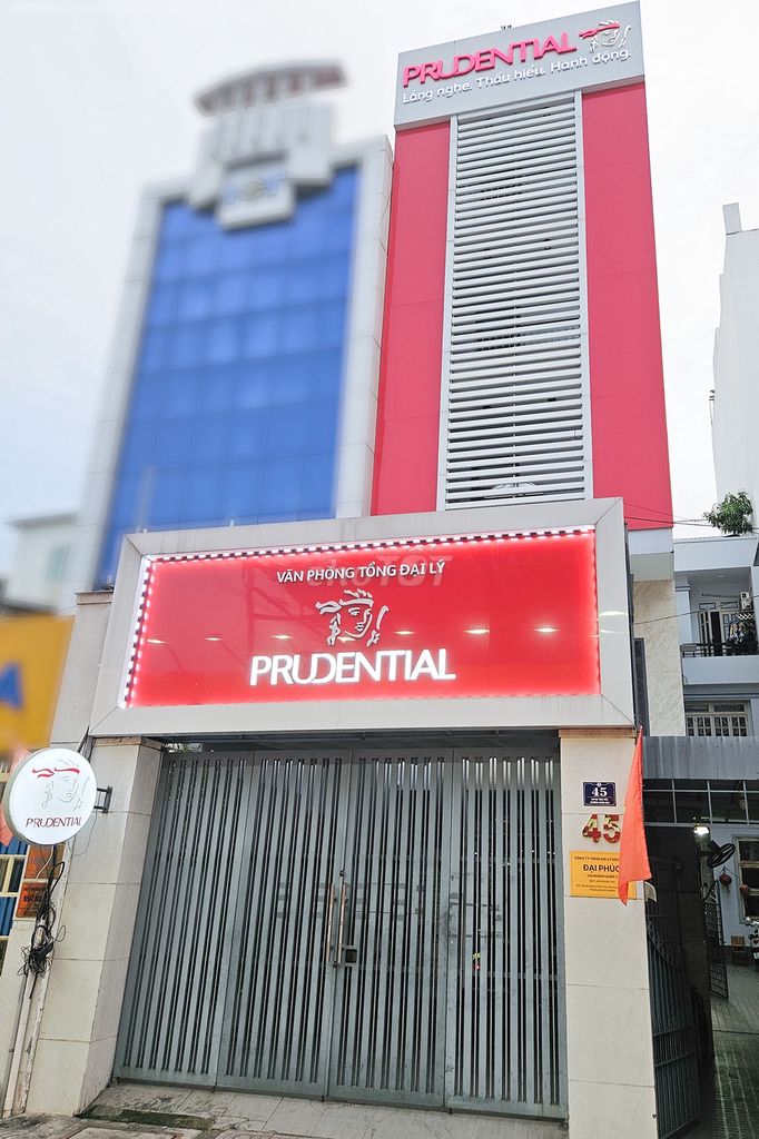 Аренда · 5 комн. · 80 м² · Quận 3, ул. Đường Huỳnh Tịnh Của