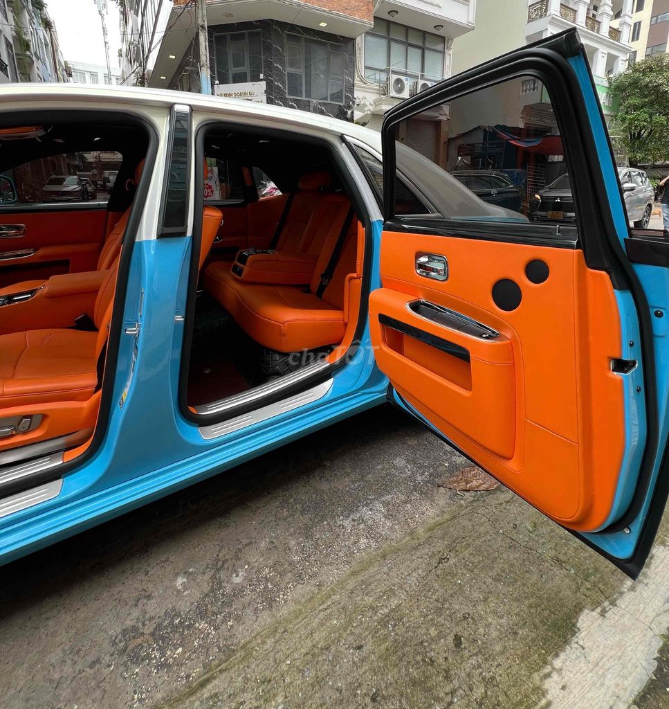 Rolls Royce Ghost 2010 EWB 6.6 V12 - 71570 km. Mua bán Ô tô tại Quận 10 Tp Hồ Chí Minh được đăng bởi Nguyễn Quỳnh hình 3