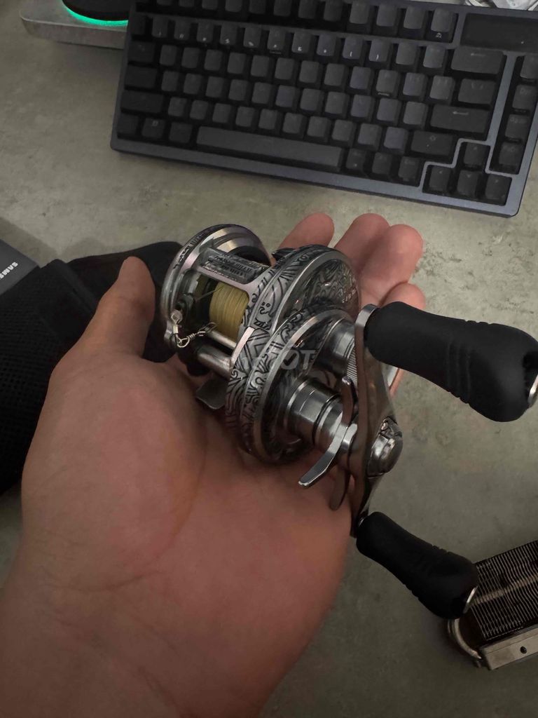 Máy câu cá Conquest DC 201HG mới Full hộp. Mua bán Đồ thể thao, Dã ngoại tại Quận Cái Răng Cần Thơ được đăng bởi Dương hình 1