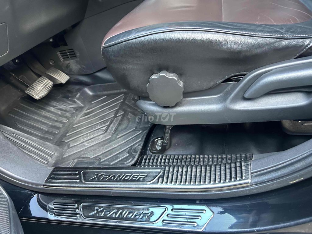 Mitsubishi Xpander Cross 2020 AT - 50000 km. Mua bán Ô tô tại Huyện Hóc Môn Tp Hồ Chí Minh được đăng bởi Chi ut hình 1