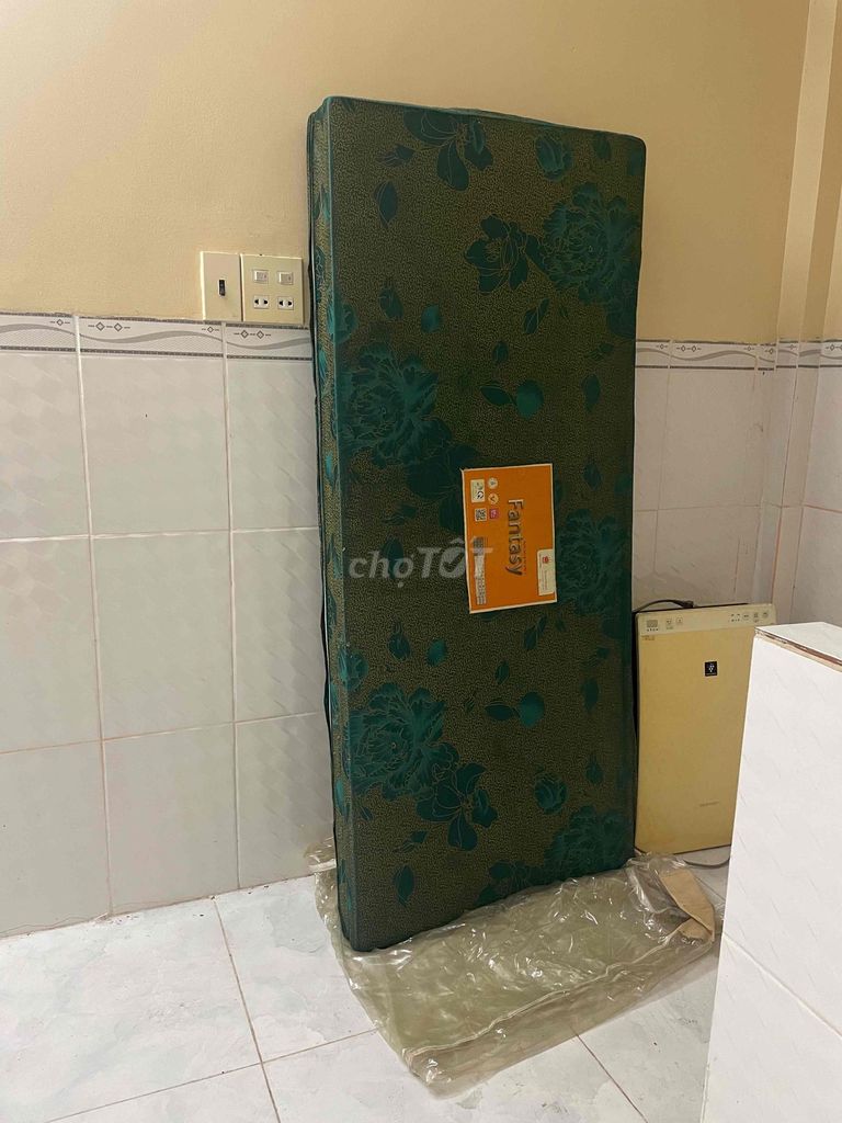 Nệm bông ép Vạn Thành. Mua bán Giường, chăn ga gối nệm tại Quận Ninh Kiều Cần Thơ được đăng bởi Thùy Dương hình 1