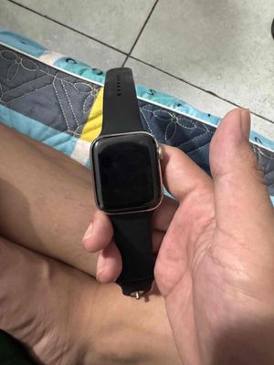 apple watch seri4 trắng 44mm. Mua bán Thiết bị đeo thông minh tại Quận Nam Từ Liêm Hà Nội được đăng bởi Cường