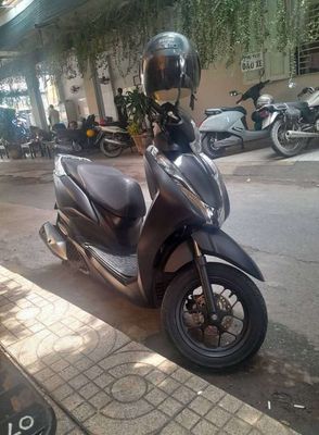 E cần bán honda lead như hình sản xuất năm 2020. Mua bán Xe máy tại Thành phố Đồng Xoài Bình Phước được đăng bởi Hiền cute