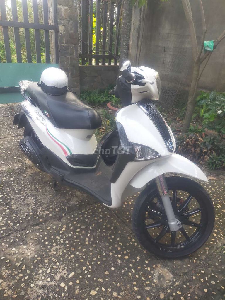 Piaggio Liberty 125 3V i.e. Trắng. Mua bán Xe máy tại Huyện Củ Chi Tp Hồ Chí Minh được đăng bởi Thanh hình 3