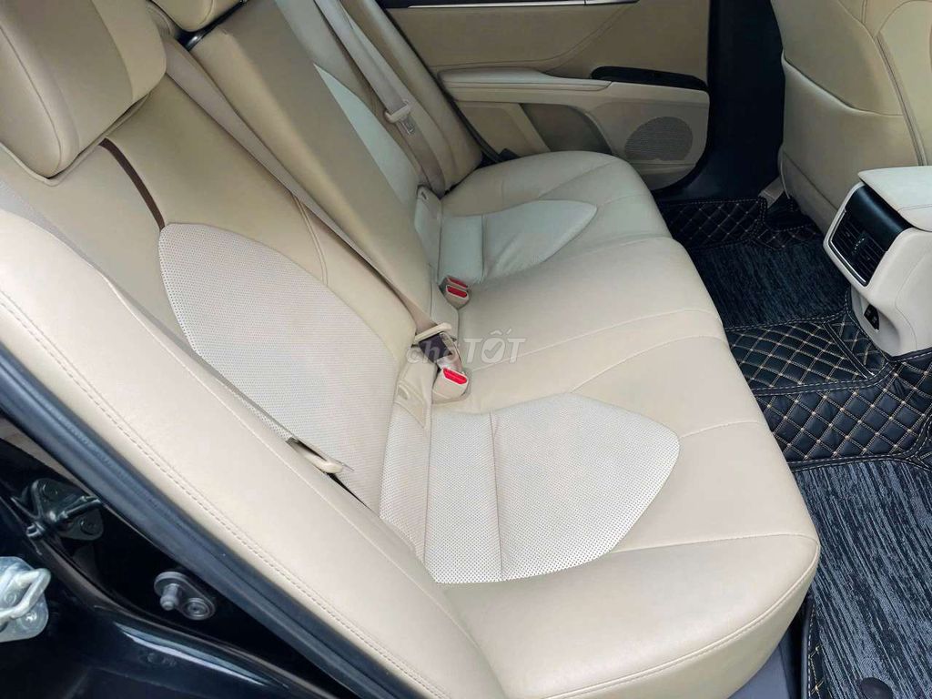 Toyota Camry 2021 2.5Q Đen 38000 km. Mua bán Ô tô tại Thành phố Thủ Đức Tp Hồ Chí Minh được đăng bởi Ms Hiệp  hình 8