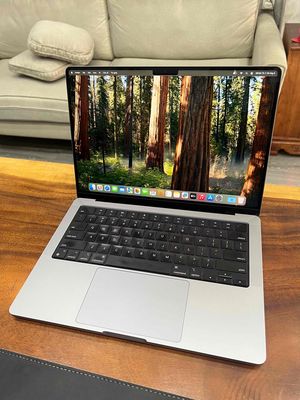 Macbook Pro 14" M1 Pro 32/512GB Gray 99%. Mua bán Laptop tại Quận 10 Tp Hồ Chí Minh được đăng bởi Trần Nhật Khang