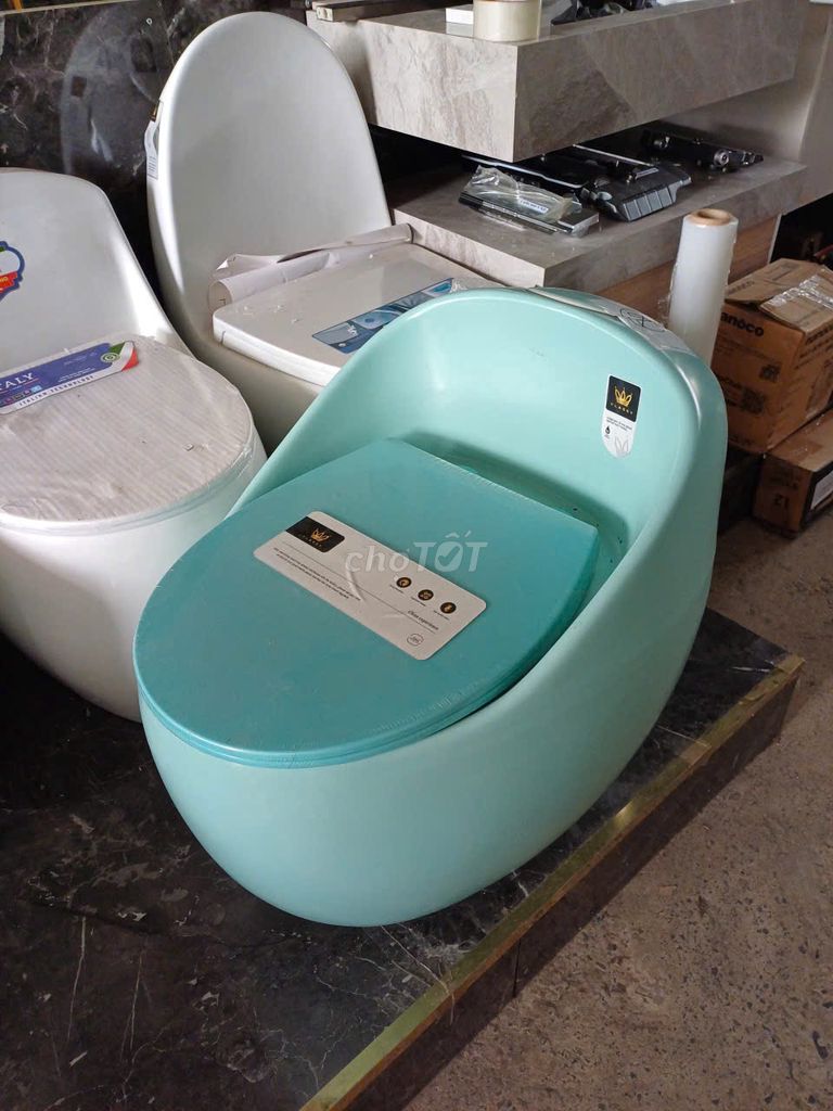 thanh lý một số mẫu bồn cầu giảm giá 50%. Mua bán Thiết bị vệ sinh, nhà tắm tại Quận Cái Răng Cần Thơ được đăng bởi mr. cuong hình 1