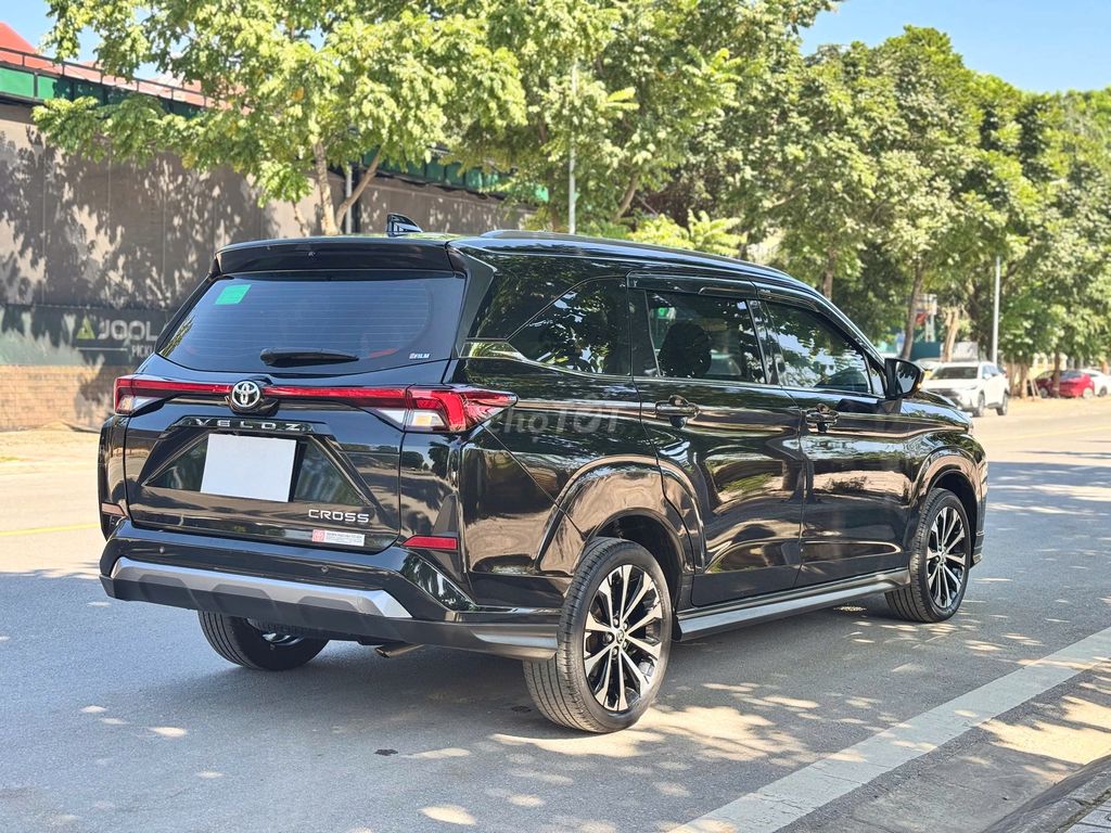 Toyota Veloz Cross CVT Top 2022. Mua bán Ô tô tại Quận Long Biên Hà Nội được đăng bởi Long Biên Cars hình 7