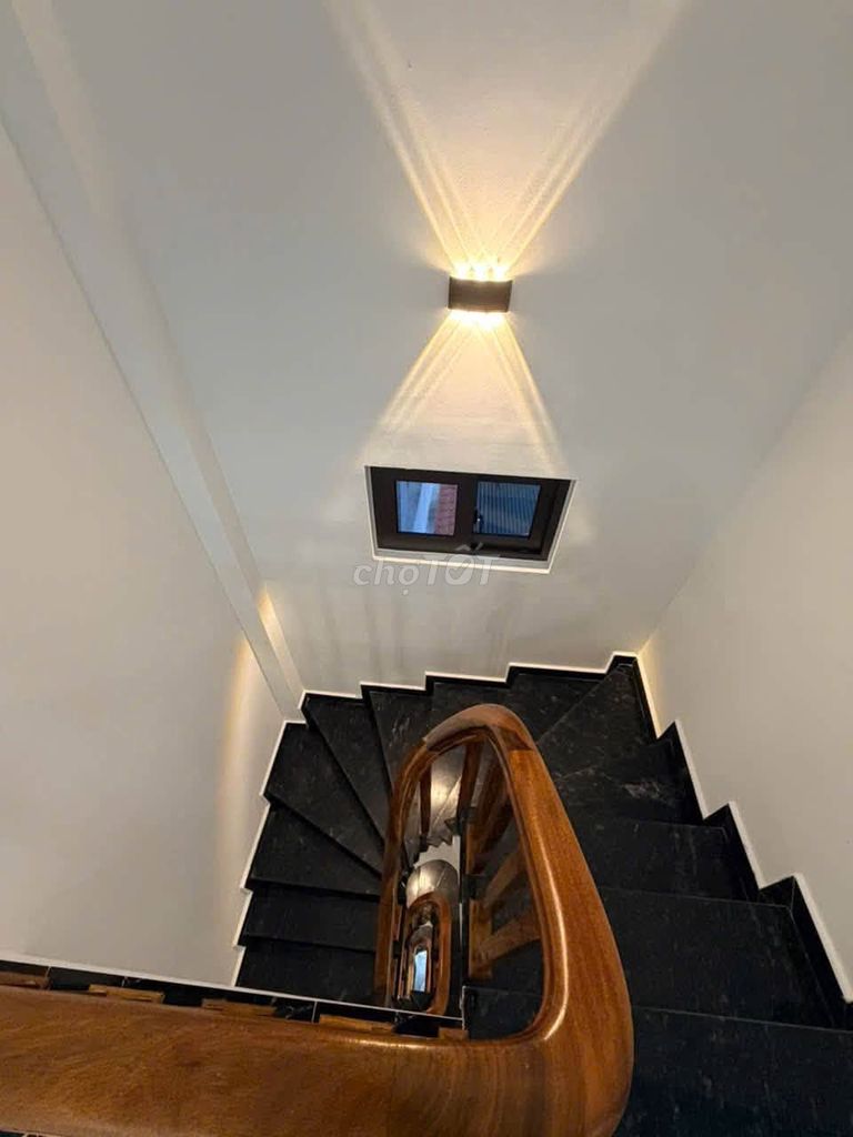 Красивый дом Thanh Tri - 40 м² - 4 спальни - парковка