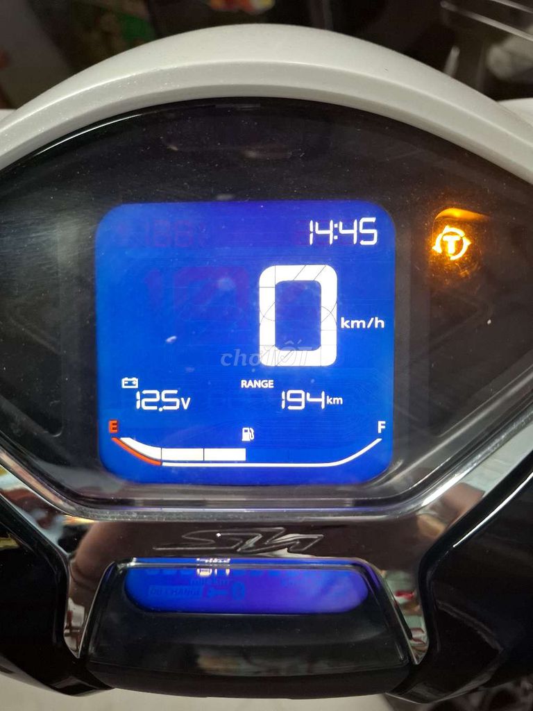 Cần ra xe sh 160i. Mua bán Xe máy tại Thị xã Bến Cát Bình Dương được đăng bởi mai yeu hình 5