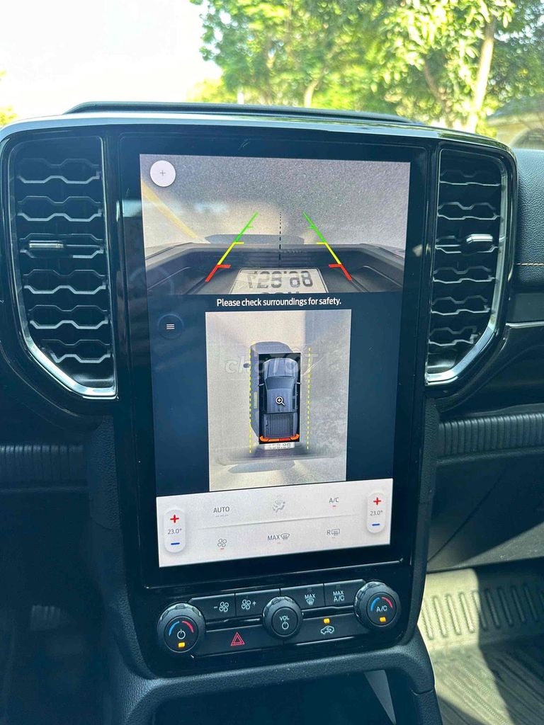 Wildtrak 2.0L 4x4 AT 2023. Mua bán Ô tô tại Quận Long Biên Hà Nội được đăng bởi Trang Gala hình 14