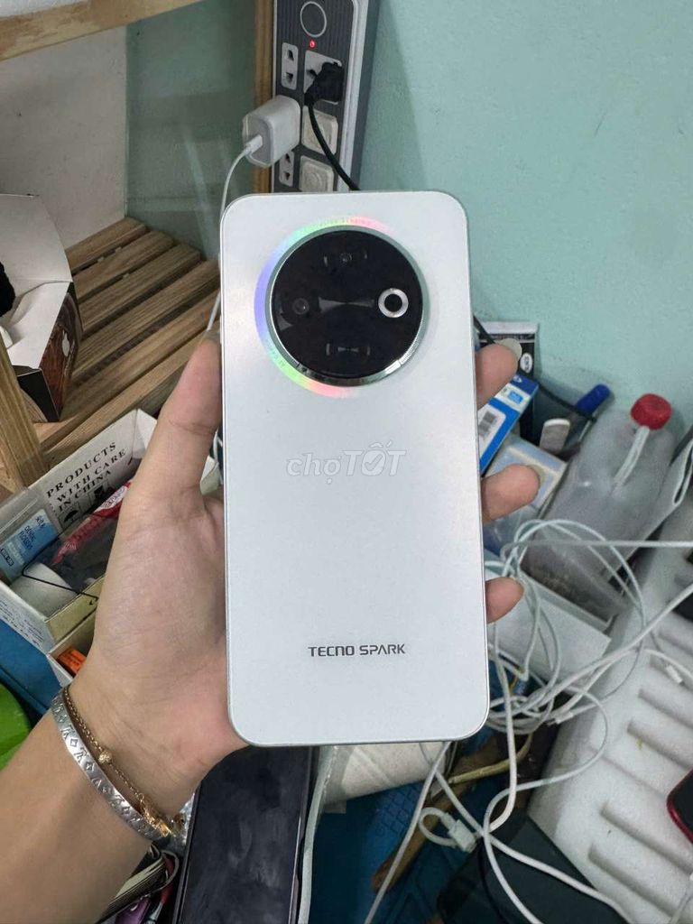 Tecno spark 30c, 128g, đẹp keng, pin 5000. Mua bán Điện thoại tại Thành phố Thủ Dầu Một Bình Dương được đăng bởi Phước Mobile hình 1