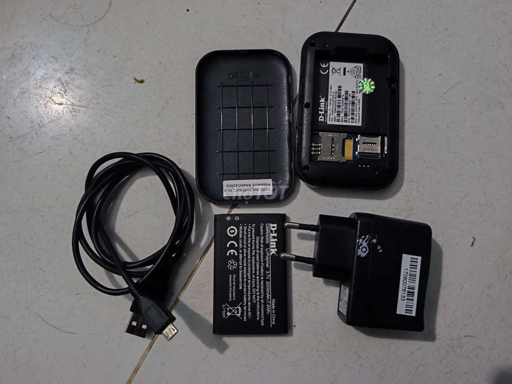 Bộ phát Wifi D-Link DWR-932C Đen. Mua bán Phụ kiện (Màn hình, Chuột...) tại Quận Tân Phú Tp Hồ Chí Minh được đăng bởi hiếu ve chai  hình 1